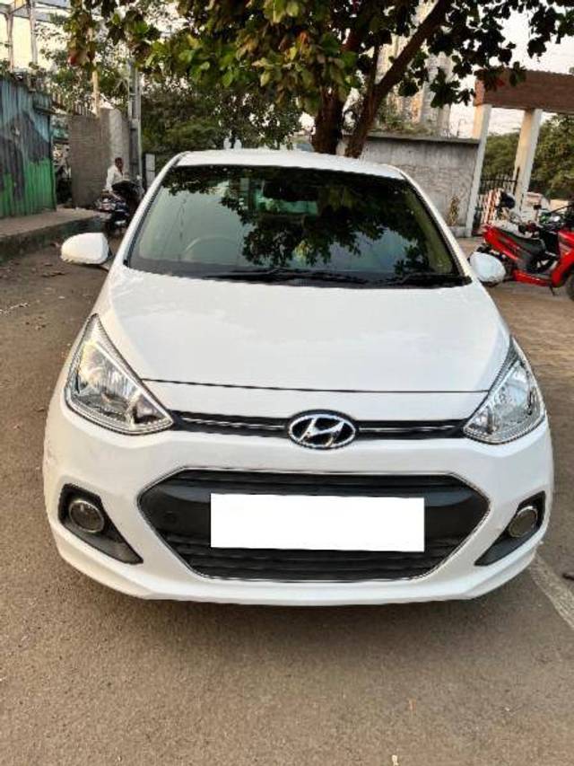 https://images10.gaadi.com/usedcar_image/4318959/original/6a89c1ac3964f3109a906f0390e5a063.jpeg?imwidth=6400