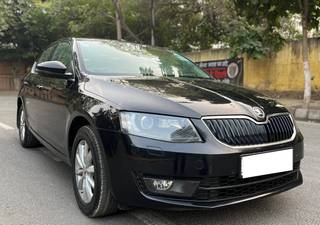 Skoda Octavia 2013-2017 Skoda Octavia Elegance 1.8 TSI AT