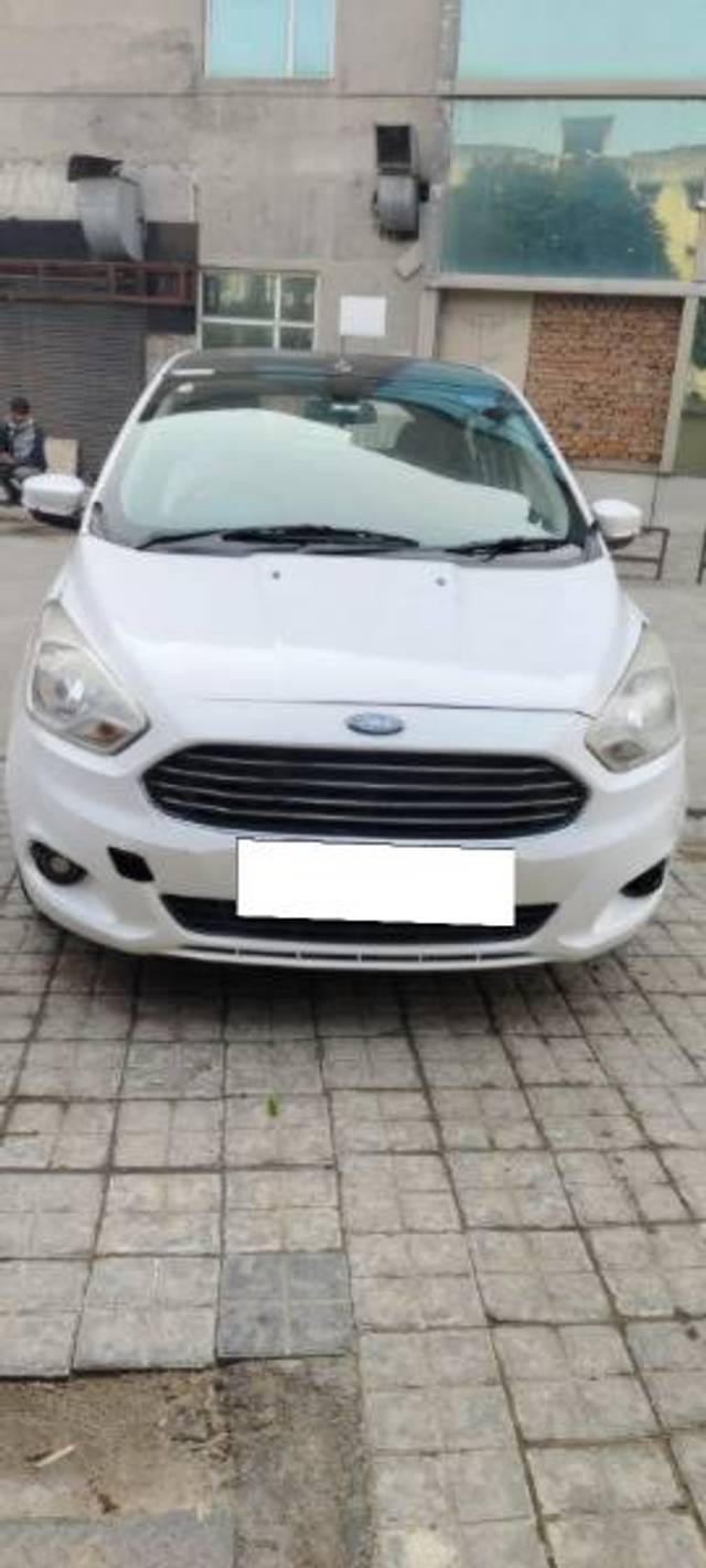 https://images10.gaadi.com/usedcar_image/4319107/original/processed_12f738e5-c289-473c-9baa-057a2c7849e7.jpg?imwidth=6400