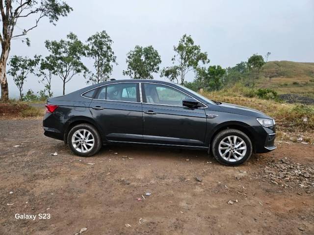 https://images10.gaadi.com/usedcar_image/4319220/original/processed_76088dbc-118e-4188-a6d8-d25ebc233995.jpg?imwidth=6401