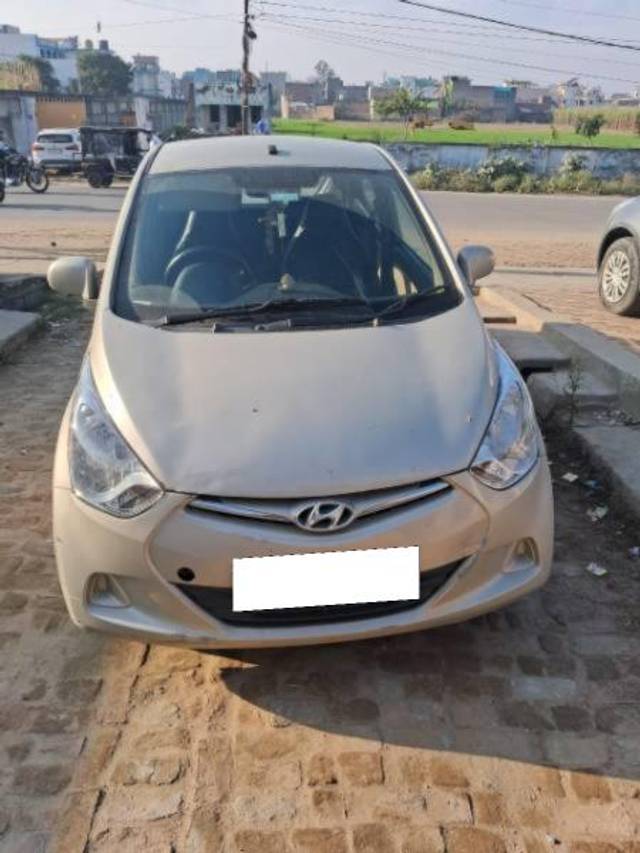 https://images10.gaadi.com/usedcar_image/4319265/original/processed_16629694-0c22-46d6-812d-d53bdf0be151.jpg?imwidth=6400