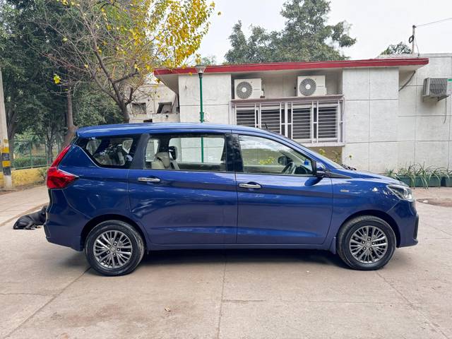 https://images10.gaadi.com/usedcar_image/4319281/original/bd8bdb17facb7cf841071be4dba3f30c.jpeg?imwidth=6401