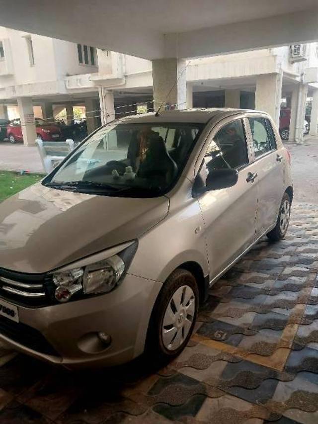 https://images10.gaadi.com/usedcar_image/4319494/original/processed_d8638356-be34-4f24-894a-1bbfcef2d603.jpg?imwidth=6400