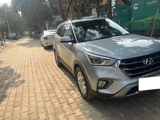 https://images10.gaadi.com/usedcar_image/4319496/original/processed_2e106cfad1ae4674c05515899dc30017.jpg?imwidth=6400