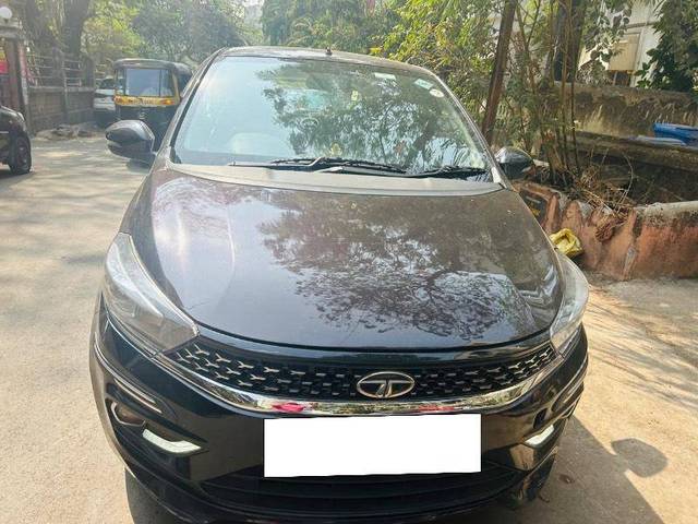 https://images10.gaadi.com/usedcar_image/4319606/original/a0113e7b38af42cd0069bca90bb7da46.jpeg?imwidth=6400