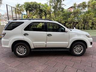 Toyota Fortuner 2011-2016 Toyota Fortuner 4x2 AT