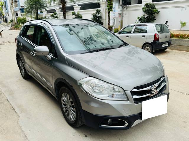 https://images10.gaadi.com/usedcar_image/4319725/original/processed_040a97859c5043ca6c22a3d4d65689cd.jpg?imwidth=6400