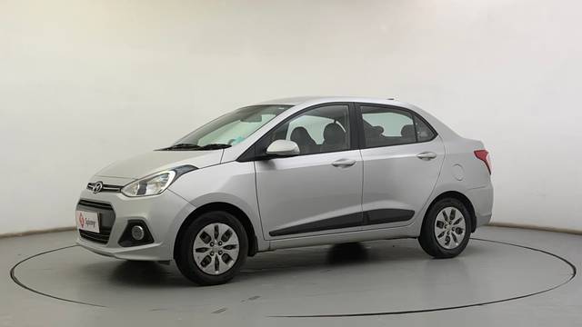 https://images10.gaadi.com/usedcar_image/4320020/original/f0c0d7da0e796a90b12ffa6e3f426b12.JPG?imwidth=6400