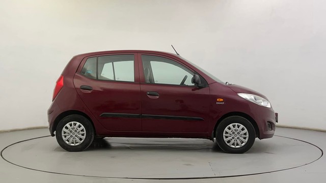 Second-hand 2013 Hyundai i10 Magna 1.1 for sale in Ahmedabad-2