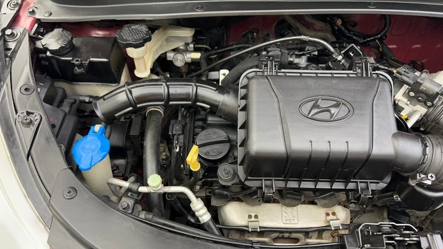 Second-hand 2013 Hyundai i10 Magna 1.1 for sale in Ahmedabad-39