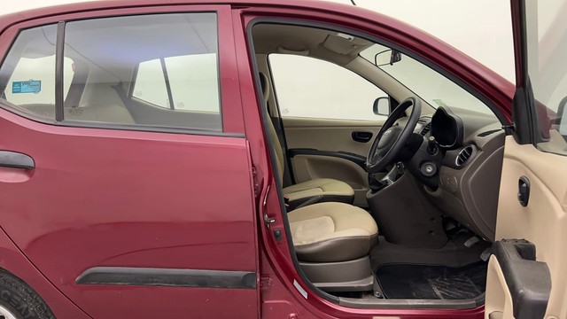 Second-hand 2013 Hyundai i10 Magna 1.1 for sale in Ahmedabad-15