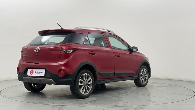 Second-hand 2015 Hyundai i20 Active 1.2 S for sale in New Delhi-3