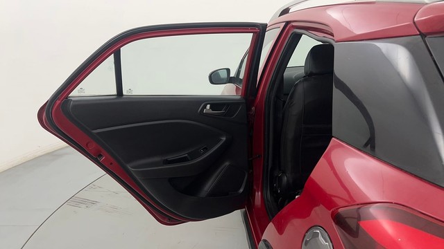 Second-hand 2015 Hyundai i20 Active 1.2 S for sale in New Delhi-31