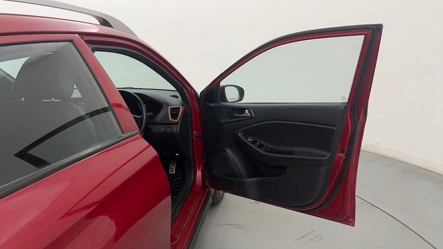 Second-hand 2015 Hyundai i20 Active 1.2 S for sale in New Delhi-16