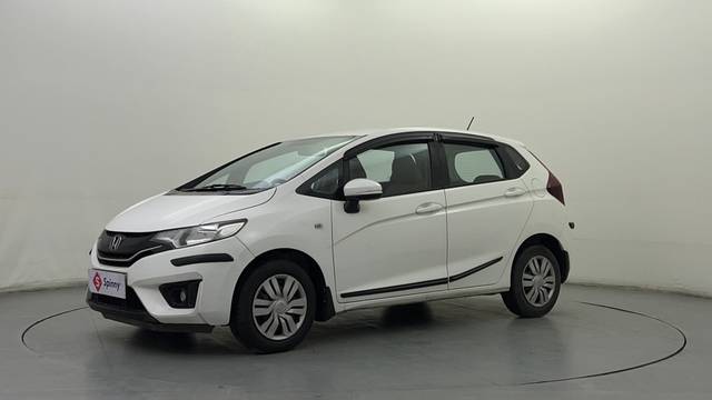 https://images10.gaadi.com/usedcar_image/4320498/original/e84b9211ce568da0d5799b6b51dd28dd.JPG?imwidth=6400