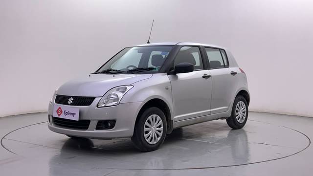 https://images10.gaadi.com/usedcar_image/4320880/original/0469da2f2c6a499409d61cd0d8958385.JPG?imwidth=6400