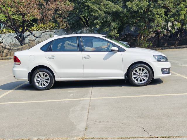 https://images10.gaadi.com/usedcar_image/4320987/original/3c7ff41bf8405330f7f38fdc316ee68a.jpg?imwidth=6401