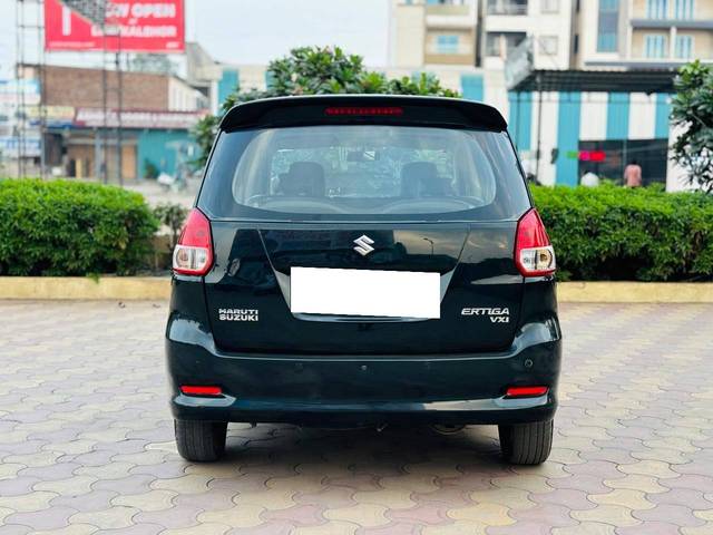 https://images10.gaadi.com/usedcar_image/4321020/original/processed_94624d65395bdf67440c72ae7bbb5b8e.jpg?imwidth=6402