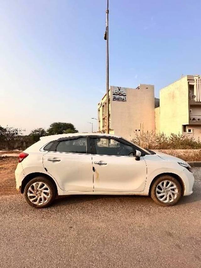 https://images10.gaadi.com/usedcar_image/4321148/original/processed_d64f0782-9528-45fb-8081-f88e3404ce49.jpg?imwidth=6401