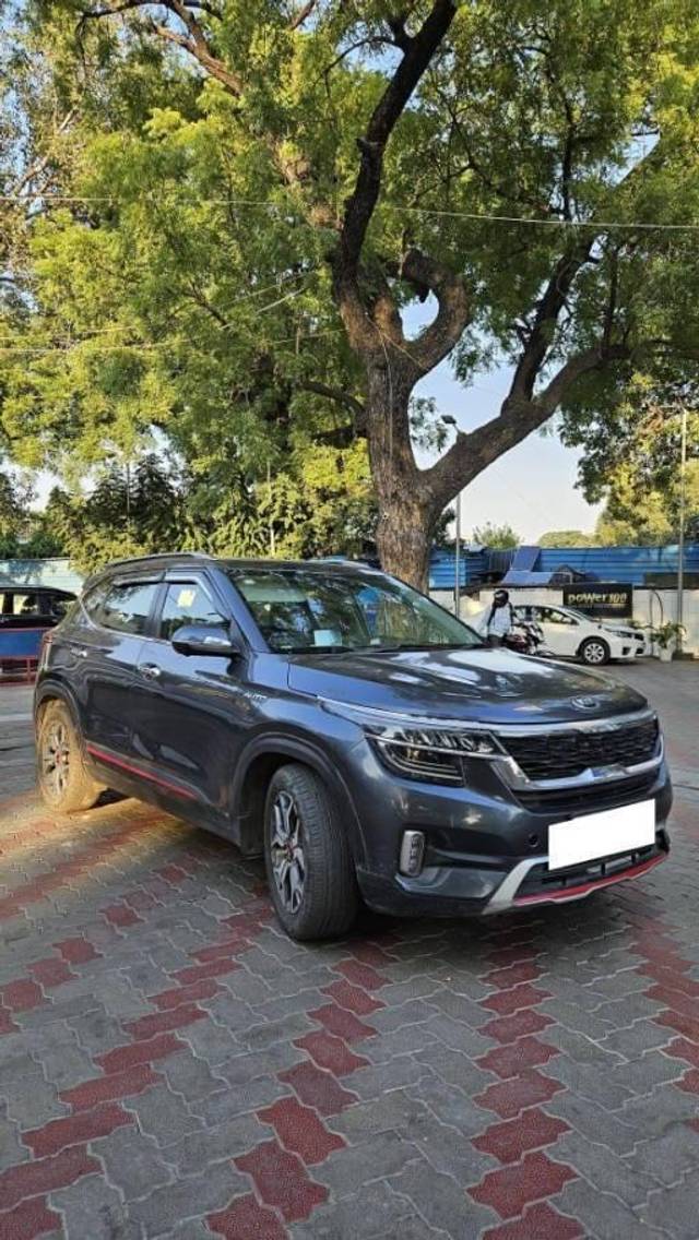 https://images10.gaadi.com/usedcar_image/4321167/original/processed_f0399b5e128387670755f1b07d5143a0.jpg?imwidth=6400