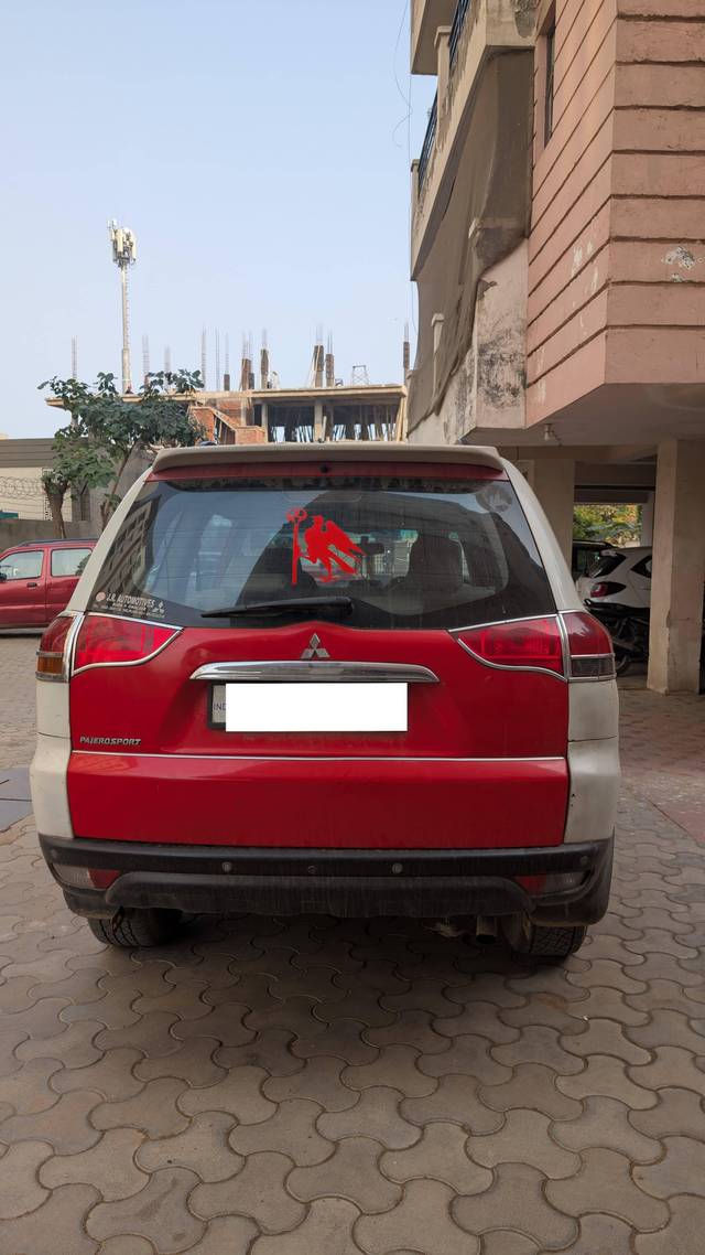 https://images10.gaadi.com/usedcar_image/4321245/original/processed_929dd4ff-0d89-42a3-bc1a-55c845752a0e.jpg?imwidth=6401