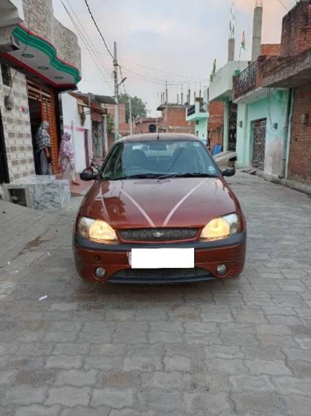 https://images10.gaadi.com/usedcar_image/4321246/original/processed_fa59ae9c-235a-4688-823f-af6318c43df5.jpg?imwidth=6400