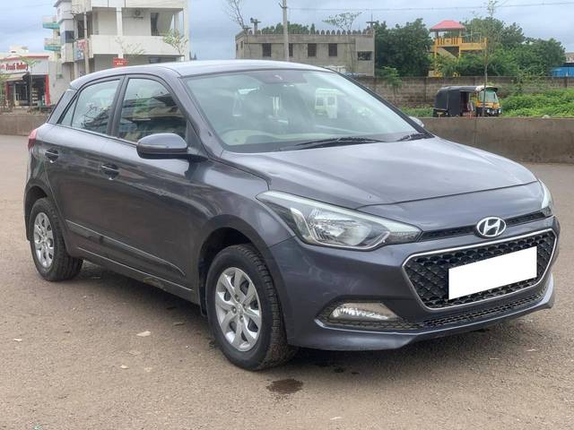 https://images10.gaadi.com/usedcar_image/4321257/original/processed_3ccad675131e2fb7814355a8c2196692.jpg?imwidth=6400