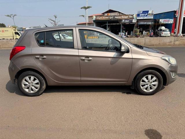 https://images10.gaadi.com/usedcar_image/4321267/original/processed_06d3f07f725e99267137e314f4f4b323.jpg?imwidth=6401