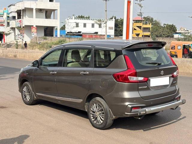 https://images10.gaadi.com/usedcar_image/4321285/original/processed_8676e5394034451ff11bb51f673f47c1.jpg?imwidth=6401