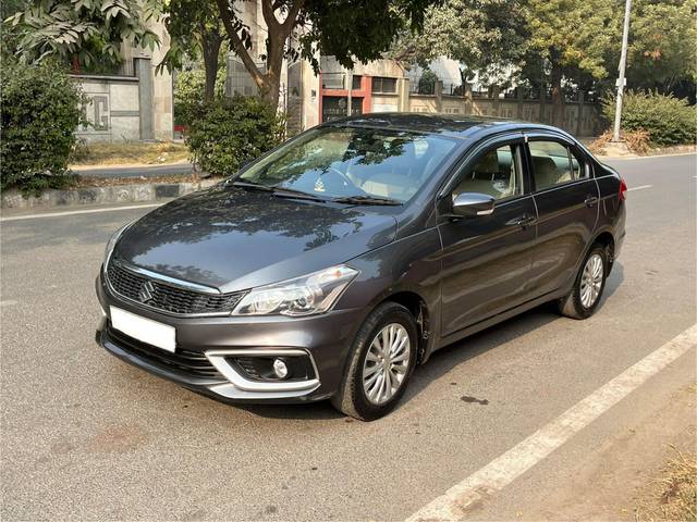 https://images10.gaadi.com/usedcar_image/4321319/original/736b2854b4f56ed8cdf8c16881943873.jpg?imwidth=6402