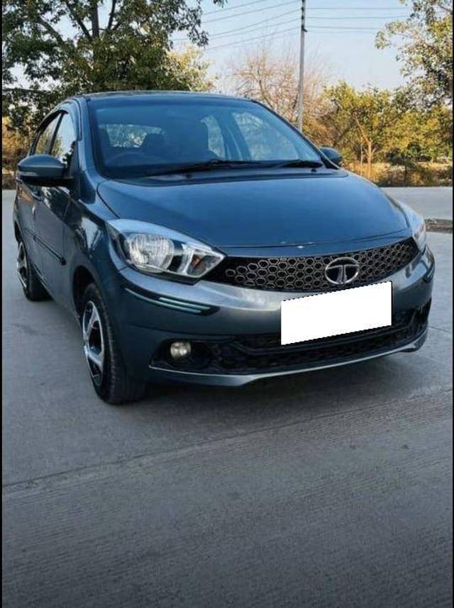 https://images10.gaadi.com/usedcar_image/4321347/original/ceac6c1fb5bc9ca59697e1fa95db3035.jpg?imwidth=6402