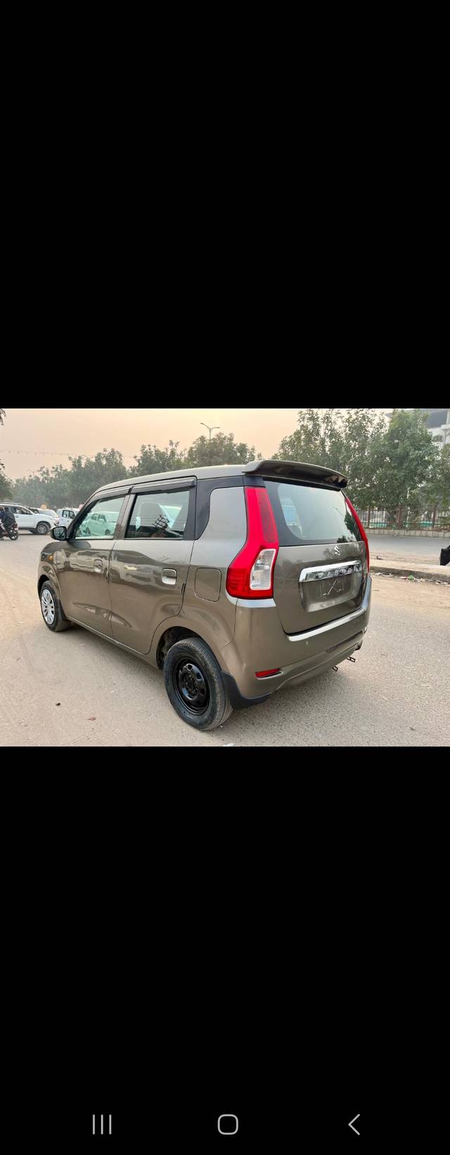 https://images10.gaadi.com/usedcar_image/4321359/original/f6234b3ee0fbdfedf1c240110babc613.jpg?imwidth=6401