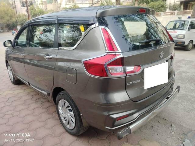 https://images10.gaadi.com/usedcar_image/4321362/original/processed_bf4508208b9a3158880e254a05cc38d7.jpg?imwidth=6402