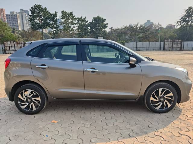 https://images10.gaadi.com/usedcar_image/4321365/original/fdde5b2bc65fdd1adfce04546fd8e531.jpeg?imwidth=6401