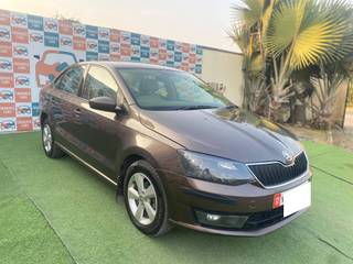 Skoda Rapid 2014-2016 Skoda Rapid 1.5 TDI Elegance