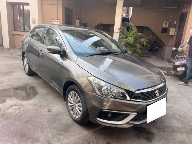 https://images10.gaadi.com/usedcar_image/4321379/original/processed_46e86076-f444-4dda-aeed-205f3ceb3c00.JPG?imwidth=6400