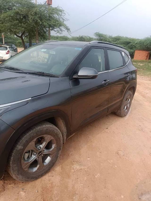 https://images10.gaadi.com/usedcar_image/4321380/original/844826b8773c7e77ed510420b865d406.jpg?imwidth=6400