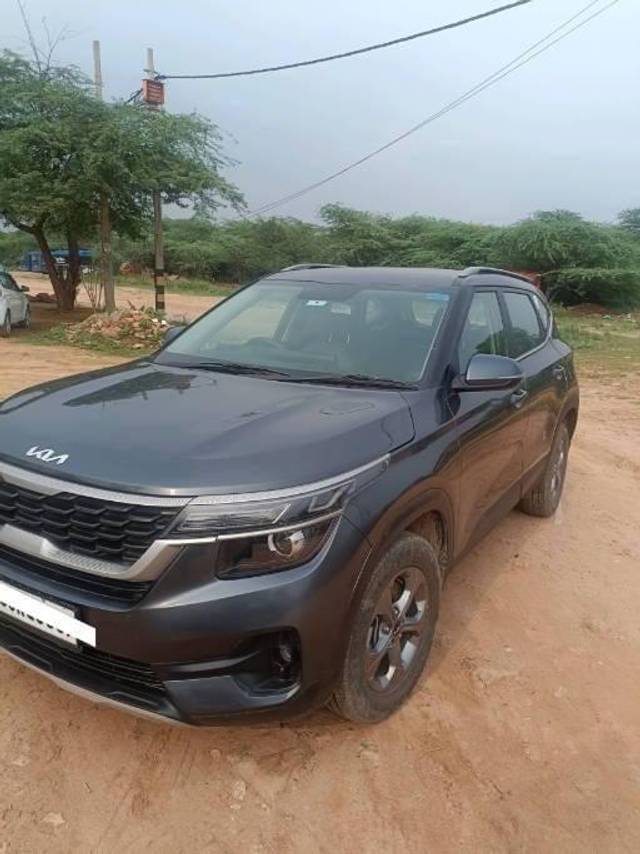 https://images10.gaadi.com/usedcar_image/4321380/original/processed_6337d2c51ec7ca49e51aafc89a548786.jpg?imwidth=6402