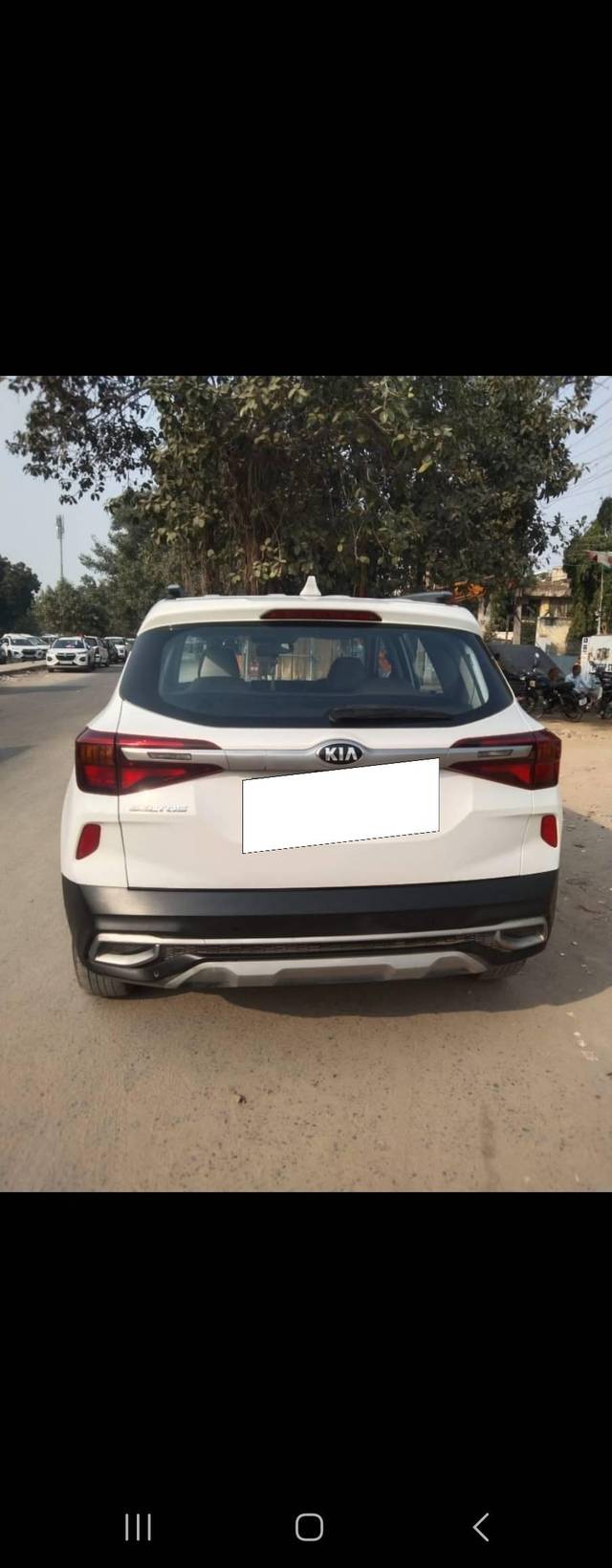 https://images10.gaadi.com/usedcar_image/4321398/original/processed_aaf9fd8b3ac9e9ece7f2606395a8d69a.jpg?imwidth=6400