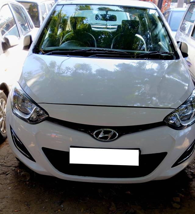 https://images10.gaadi.com/usedcar_image/4321443/original/processed_793b5363025216dd886e426224681a63.jpg?imwidth=6401