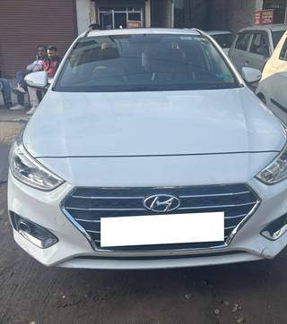 Hyundai Verna 2017-2020 Hyundai Verna CRDi 1.6 SX Option