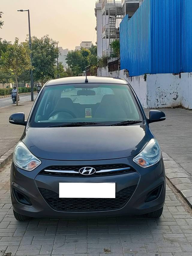 https://images10.gaadi.com/usedcar_image/4321537/original/processed_93e8cb68b8b214a3296afe1905f3921c.jpg?imwidth=6400