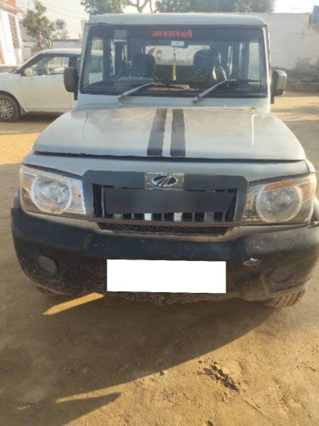 https://images10.gaadi.com/usedcar_image/4321602/original/processed_2b765cd7-8dc9-4b04-a710-d547b0a48fa8.jpg?imwidth=6400