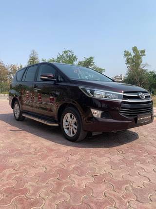 Toyota Innova Crysta 2016-2020 Toyota Innova Crysta 2.4 GX MT 8S BSIV