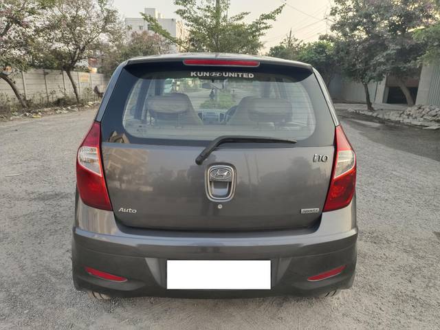 https://images10.gaadi.com/usedcar_image/4321693/original/processed_84b88519827d4c2381f6de9c708cd816.jpg?imwidth=6402