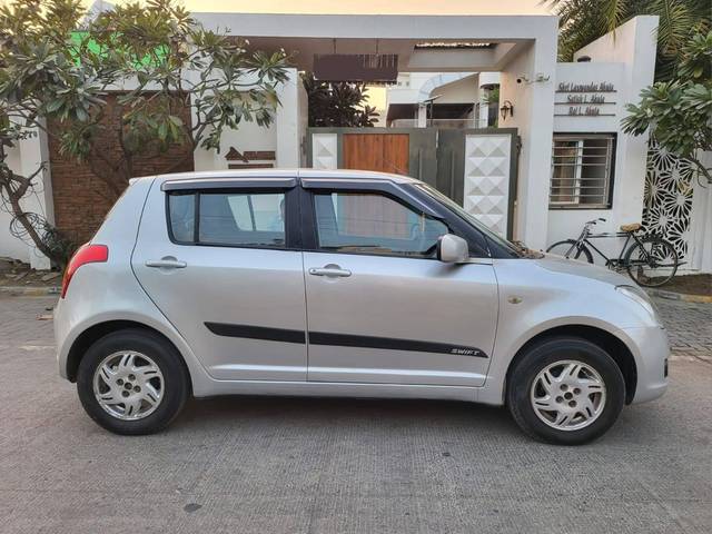 https://images10.gaadi.com/usedcar_image/4321756/original/processed_ea82c587e3932a1524a7ba5839064ea1.jpg?imwidth=6401