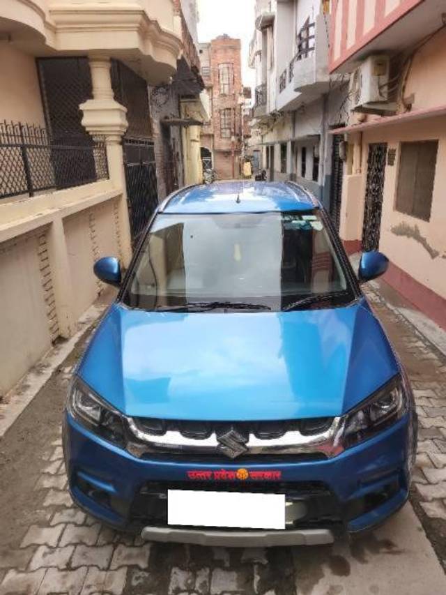 https://images10.gaadi.com/usedcar_image/4321783/original/processed_962bb547-b20f-451d-b2f0-48f59f23d574.jpg?imwidth=6402