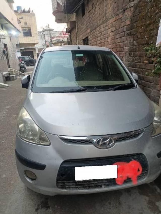 https://images10.gaadi.com/usedcar_image/4321798/original/processed_feb177df-c110-4eaf-95af-7a7a2cd03006.jpg?imwidth=6400