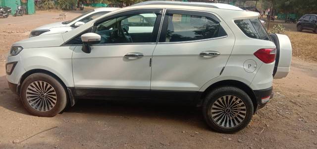 https://images10.gaadi.com/usedcar_image/4322012/original/9999052ca6838a5611945f164513f627.jpg?imwidth=6402