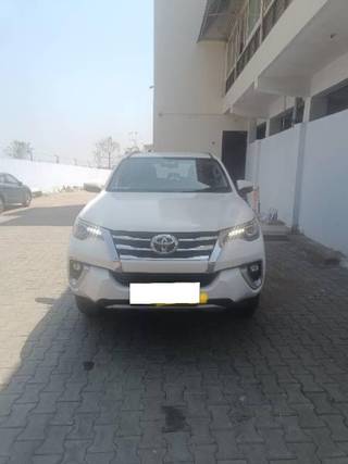 Toyota Fortuner 2016-2021 Toyota Fortuner 2.8 2WD MT BSIV